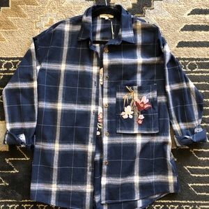 New!! Blue plaid button up with floral details!